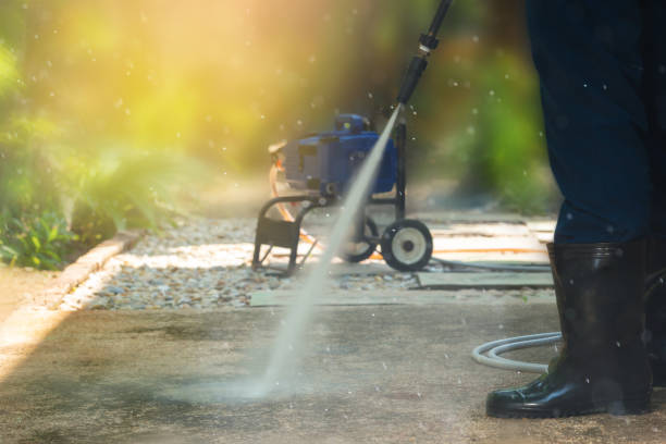 Best Spring Cleaning  in Menard, TX
